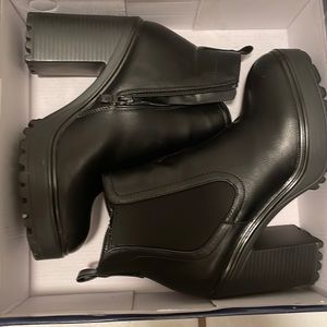 Chunky lug sole slip on bootie